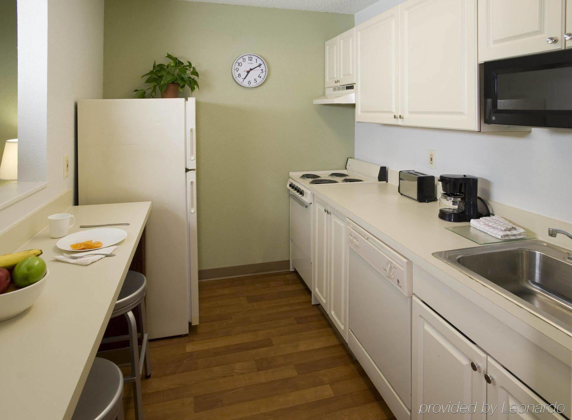 Extended Stay America Suites - Omaha - West Exterior photo
